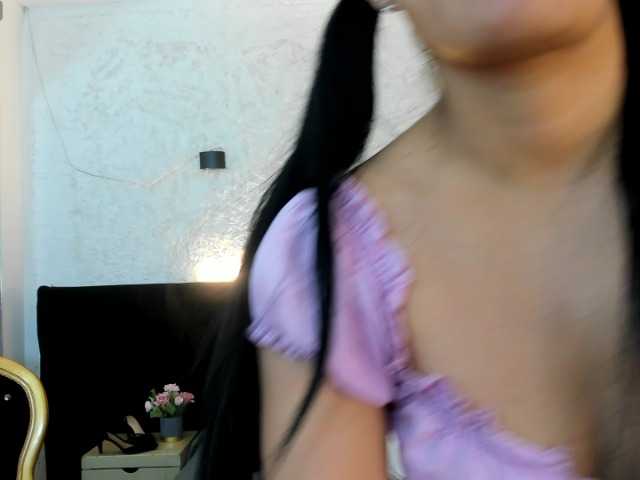 Melannyy--'s BongaCams show and profile