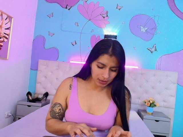 Melannyy--'s BongaCams show and profile