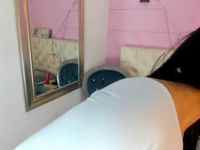 Melannyy--'s BongaCams show and profile