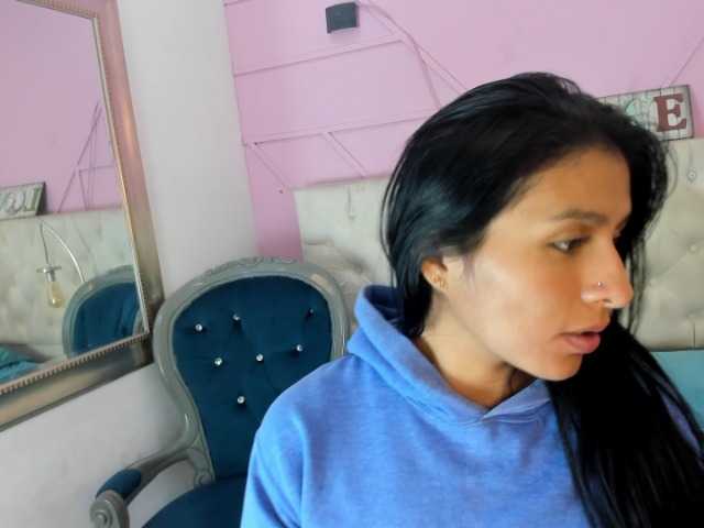 Melannyy--'s BongaCams show and profile