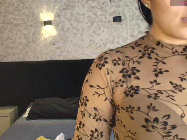 Melannyy--'s BongaCams show and profile