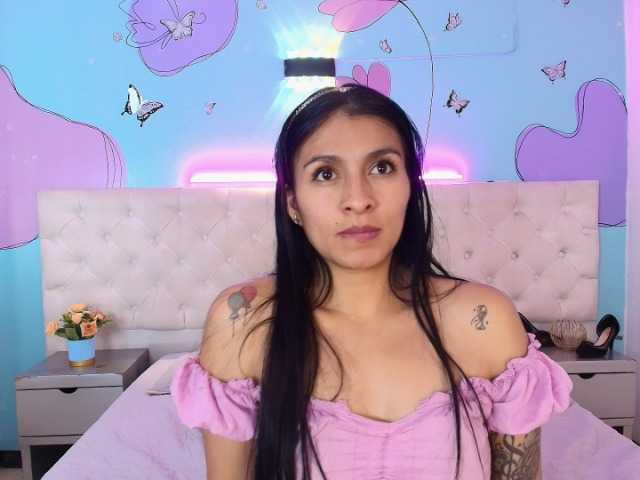 Melannyy-- live cam profile