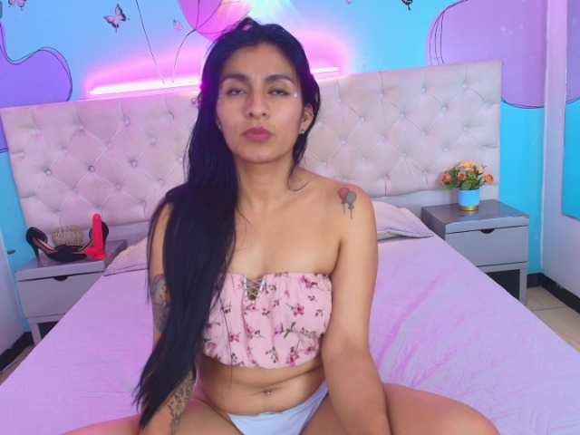 Melannyy--'s BongaCams show and profile