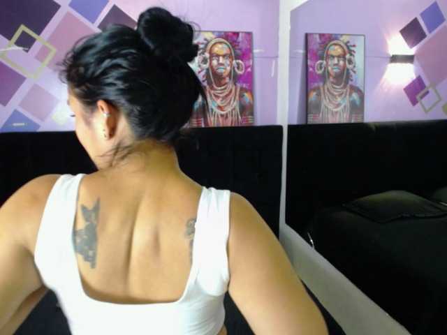 Melannyy--'s BongaCams show and profile