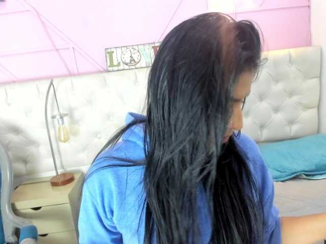 Melannyy--'s BongaCams show and profile