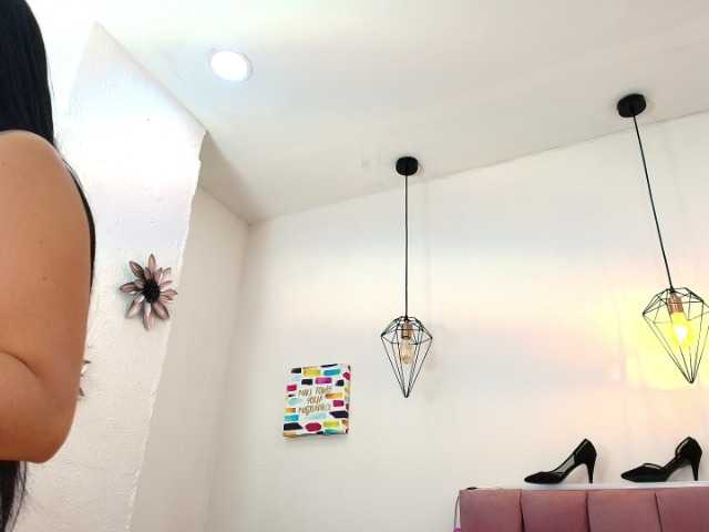 Melannyy--'s BongaCams show and profile