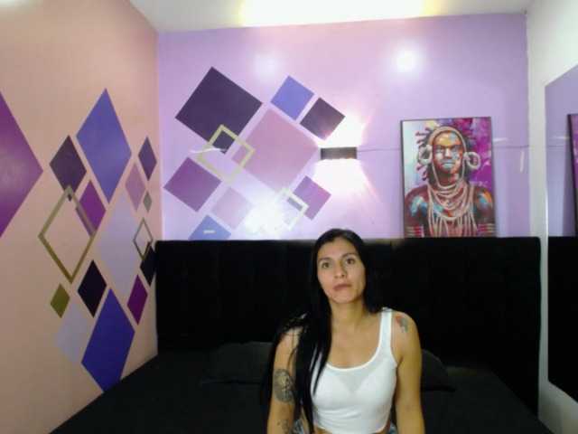 Melannyy--'s BongaCams show and profile