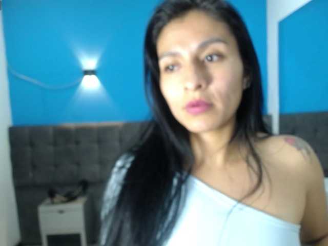 Melannyy--'s BongaCams show and profile