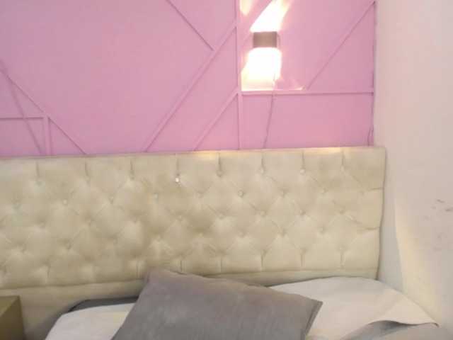 Melannyy--'s BongaCams show and profile