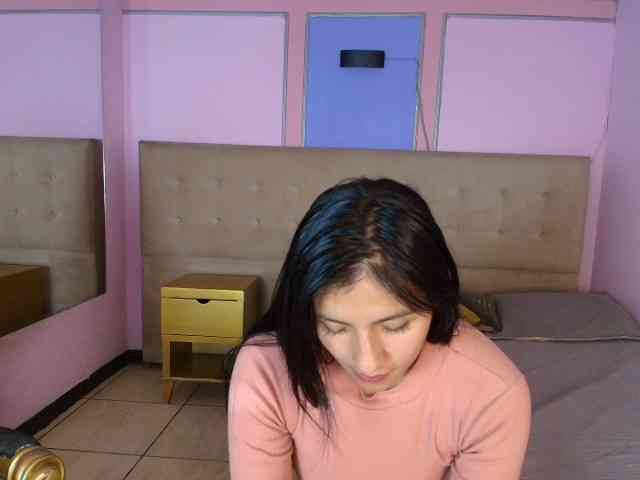 Melannyy-- Melannyy--