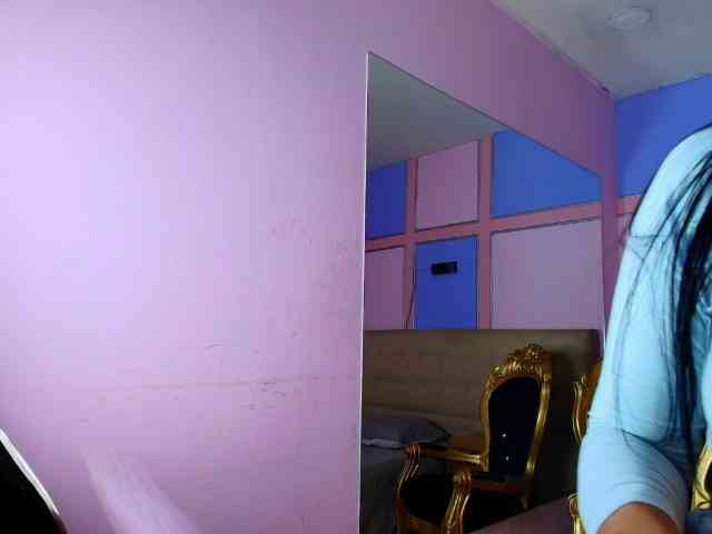 Melannyy-- Melannyy--