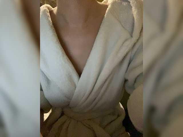 sweet-space8899-9988-1's BongaCams show and profile