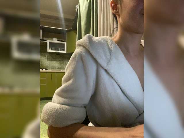 sweet-space8899-9988-1's BongaCams show and profile