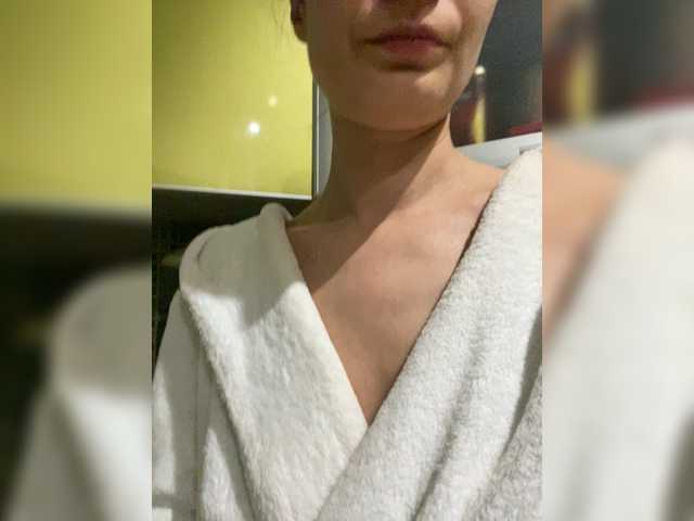 sweet-space8899-9988-1 live cam