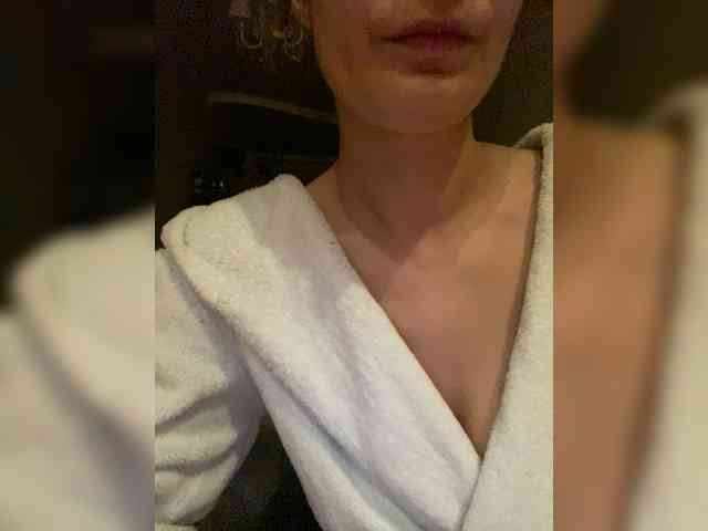 sweet-space8899-9988-1 webcam