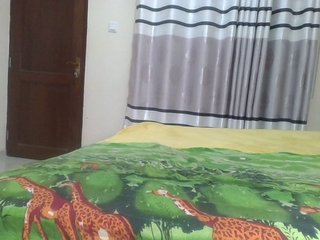 Finebubblyassie Porn Show