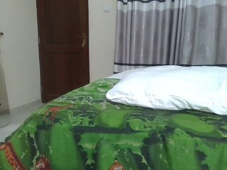 Finebubblyassie Porn Show