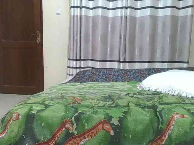 Finebubblyassie webcam