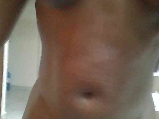 Finebubblyassie webcam