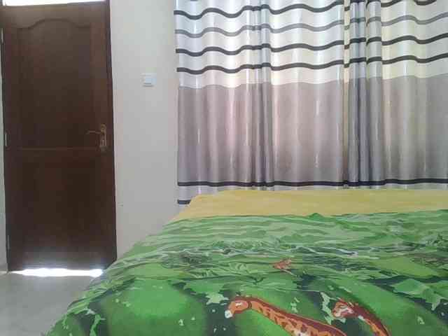 Finebubblyassie webcam