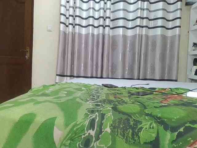 Finebubblyassie Live Webcam on BongaCams