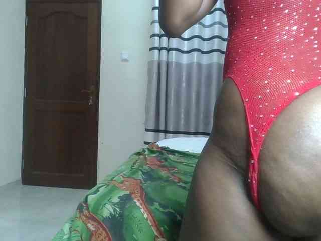 Finebubblyassie webcam