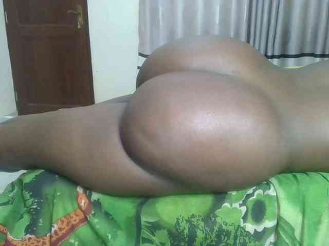 Finebubblyassie webcam