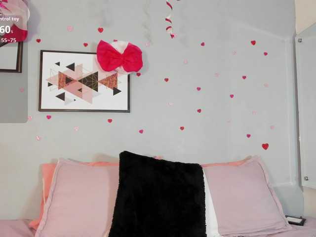 PauleteW10's BongaCams show and profile