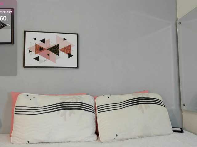 PauleteW10's BongaCams show and profile