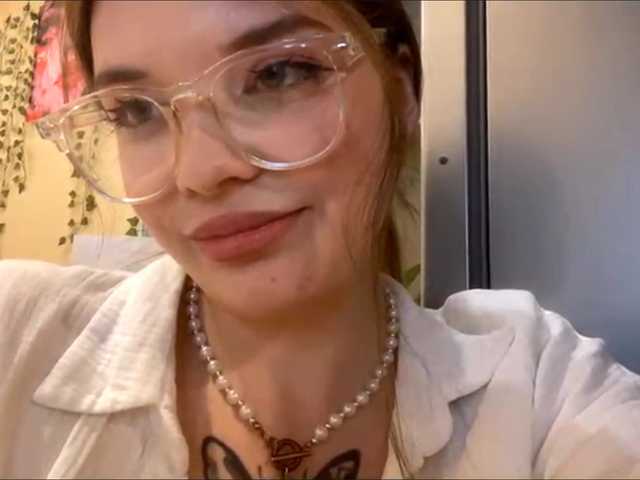 BettieClemence's BongaCams show and profile