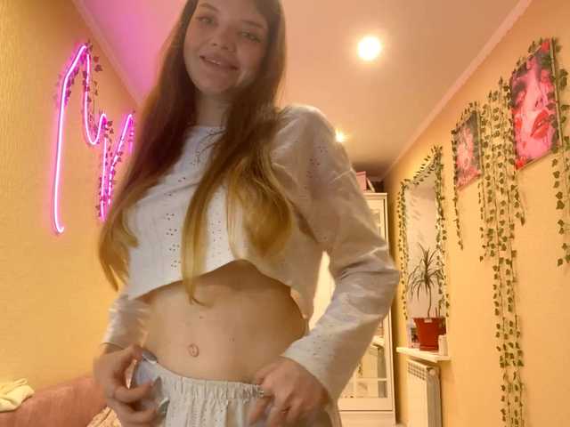 BettieClemence's Thumb Image