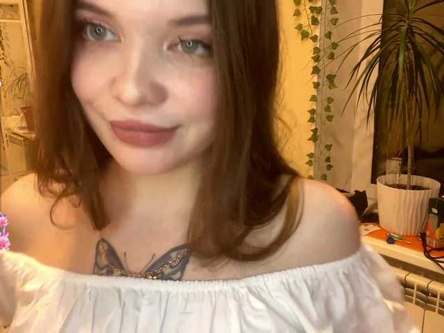 BettieClemence webcam