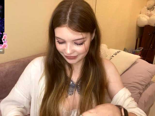 BettieClemence webcam