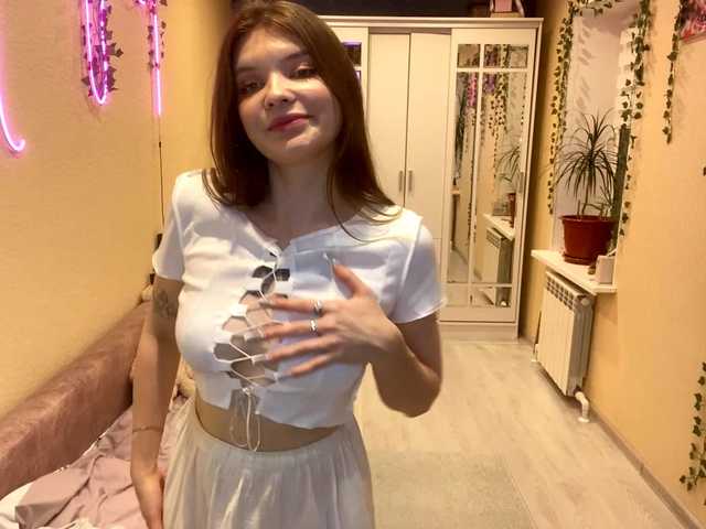 BettieClemence's BongaCams show and profile