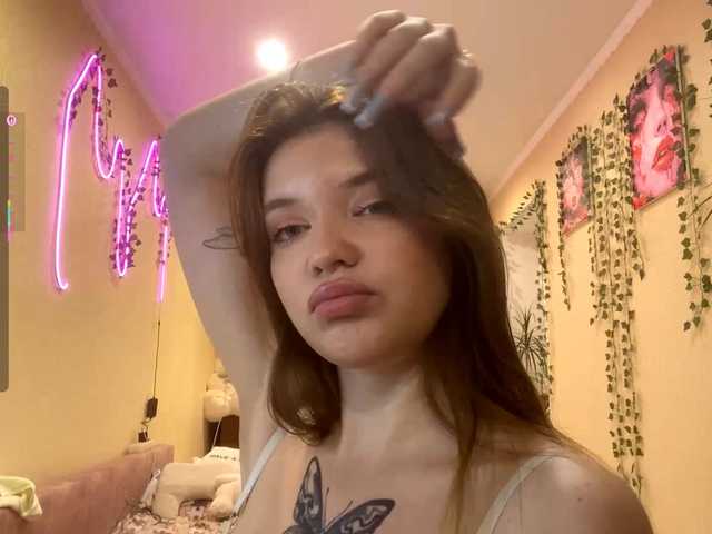 BettieClemence's BongaCams show and profile