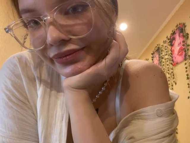 BettieClemence's BongaCams show and profile