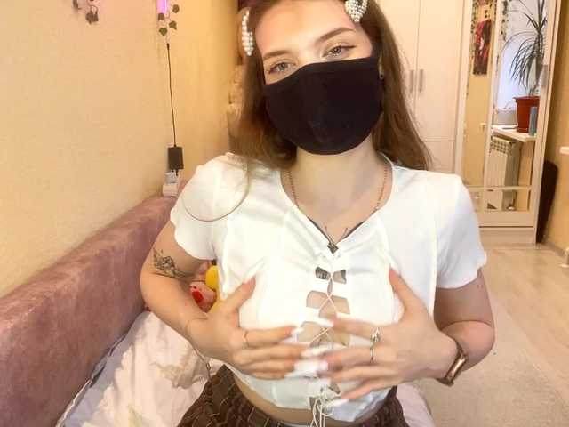 BettieClemence's BongaCams show and profile