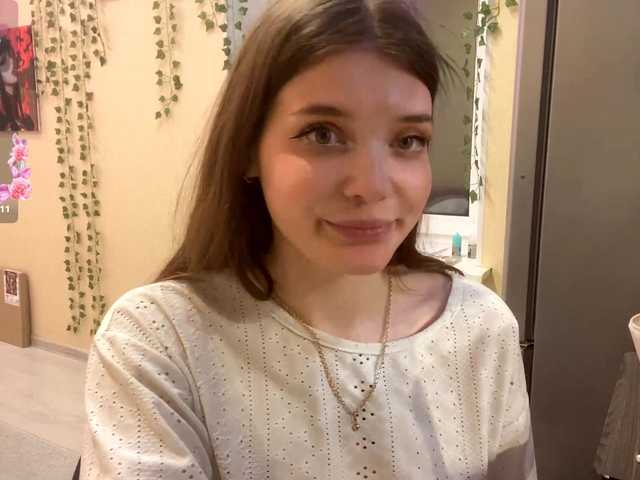 BettieClemence live cam