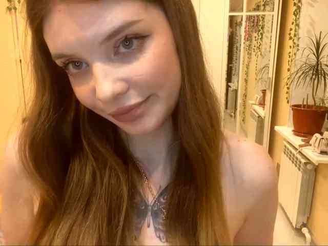 BettieClemence webcam