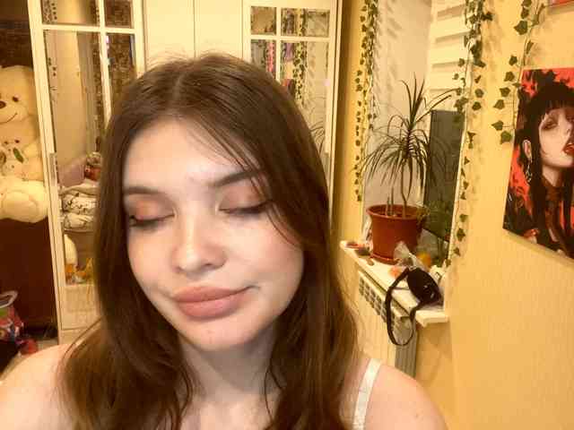 BettieClemence webcam