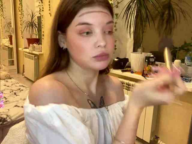 BettieClemence webcam