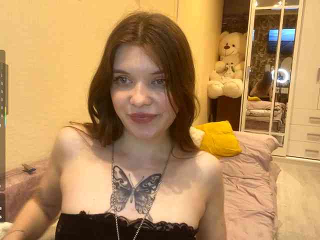 BettieClemence webcam