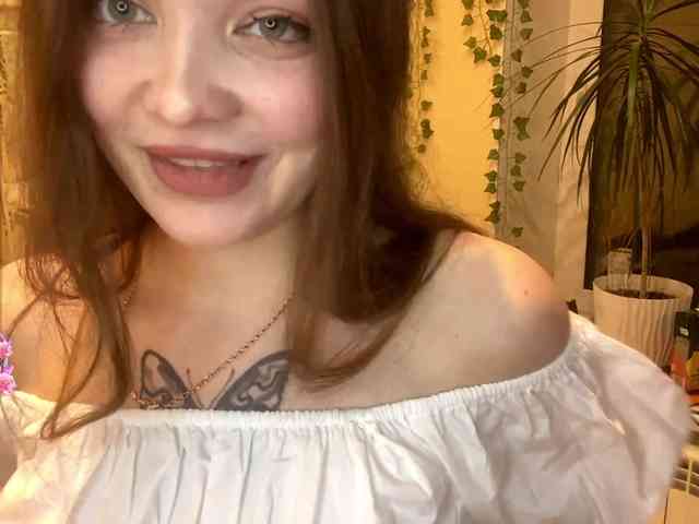 BettieClemence webcam