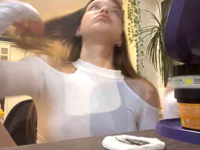 BettieClemence webcam