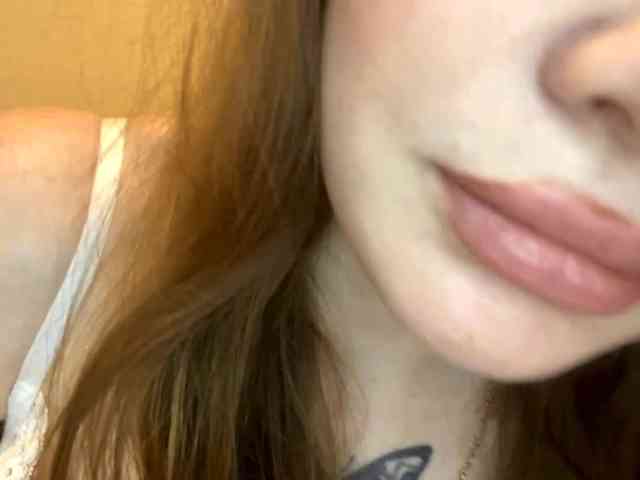 BettieClemence webcam