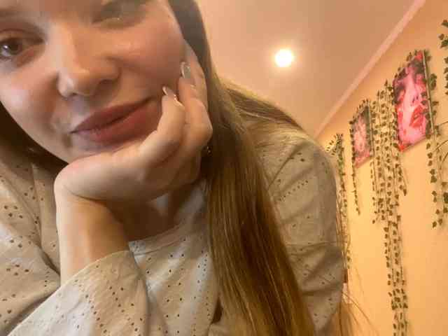 BettieClemence webcam