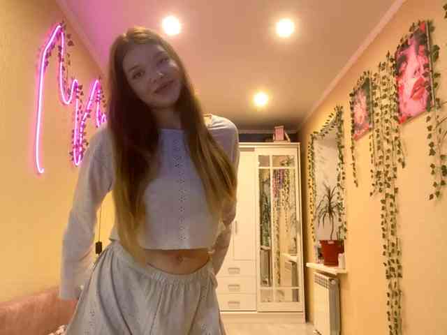 BettieClemence webcam