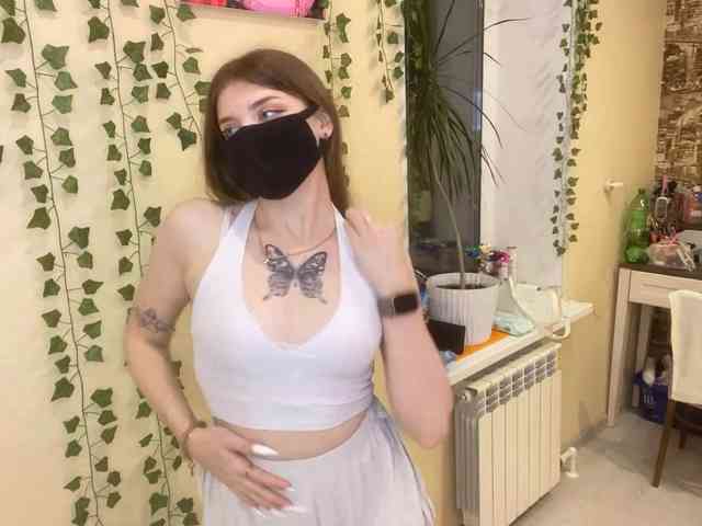 BettieClemence webcam