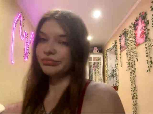 BettieClemence webcam