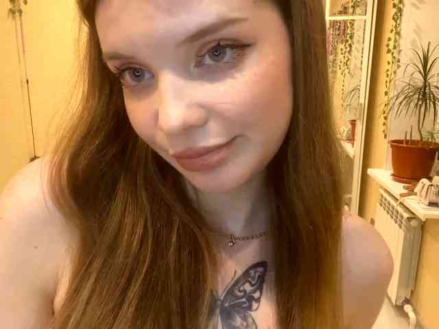 BettieClemence webcam